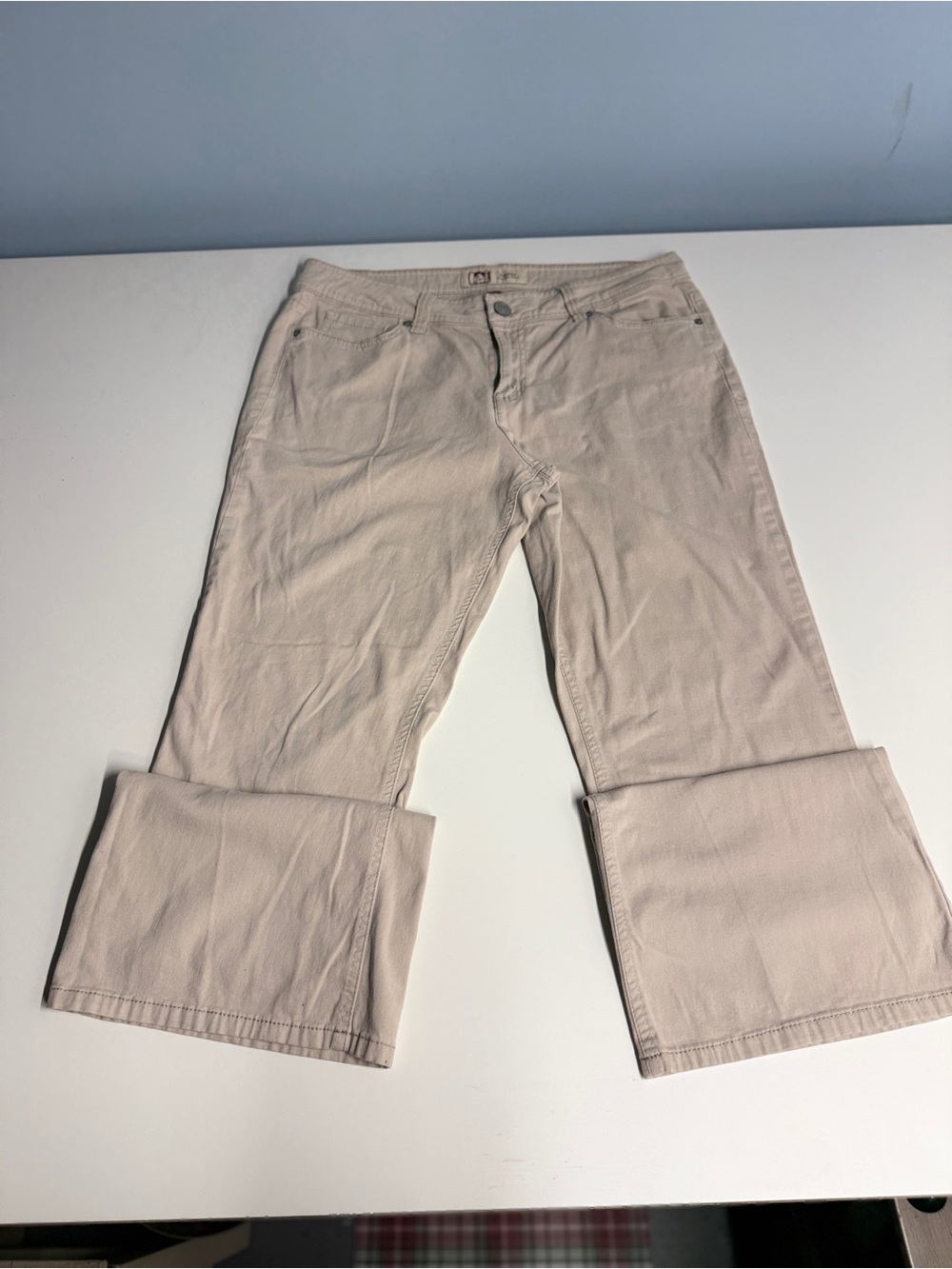 lei Men's Bootcut Jeans in Light Beige